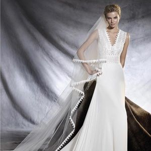 Pronovias Orobia US size 6